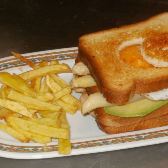 Platos combinados, desayunos y meriendas en León