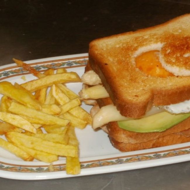 Platos combinados, desayunos y meriendas en León